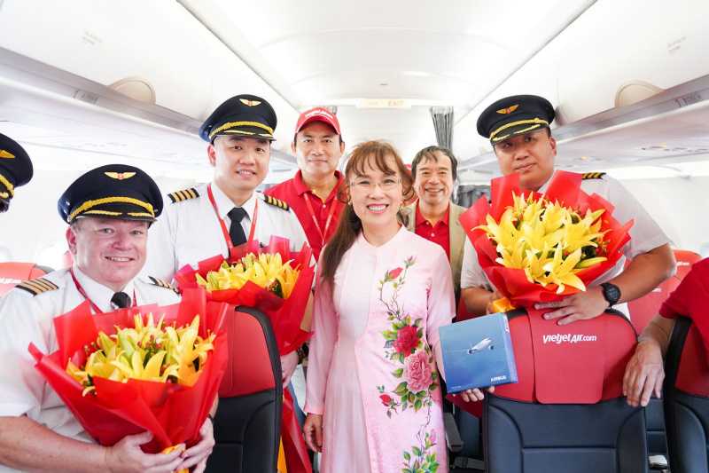 Vietjet Ciptakan Sejarah Lewat Kedatangan Pesawat ke-101  di Ho Chi Minh City 2